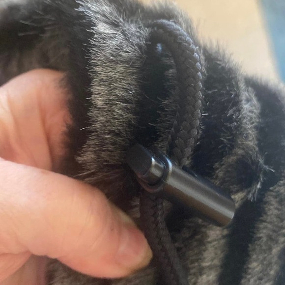 Jamie Sadock Size M Woman’s Faux Fur Coat Toggle Metal Buttons Black Gray - Picture 7 of 8